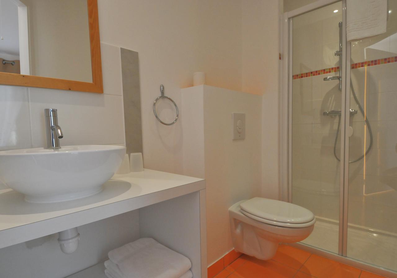 Monteneuf Auberge Des Voyajoueurs מראה חיצוני תמונה